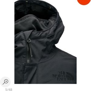 Bnwt NORTHFACE BLACK WINTER JACKET